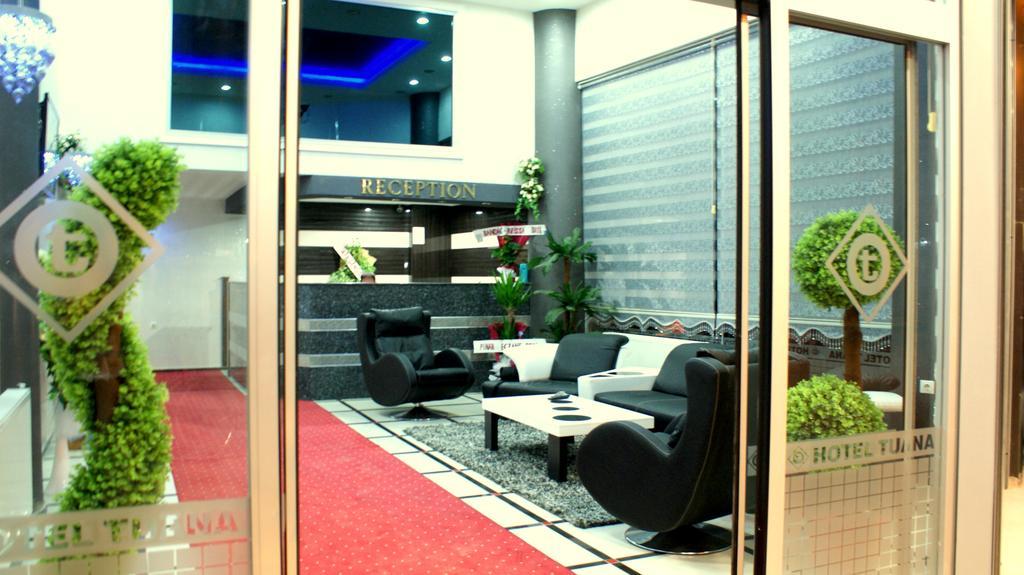 Mavi Tuana Hotel Ван Экстерьер фото